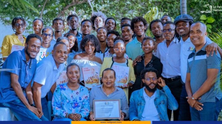 Haïti : Des étudiants analysent les solutions aux crises en Haïti autour du Guide Konbit